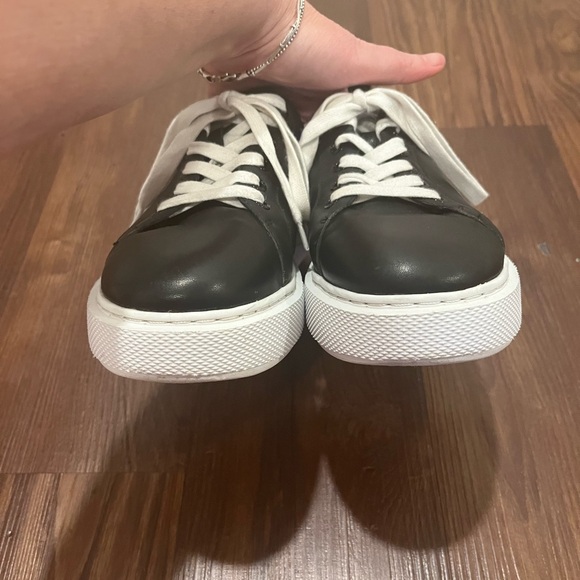 J/Slides Delilah Platform Leather Sneakers Size 9 - Picture 5 of 13